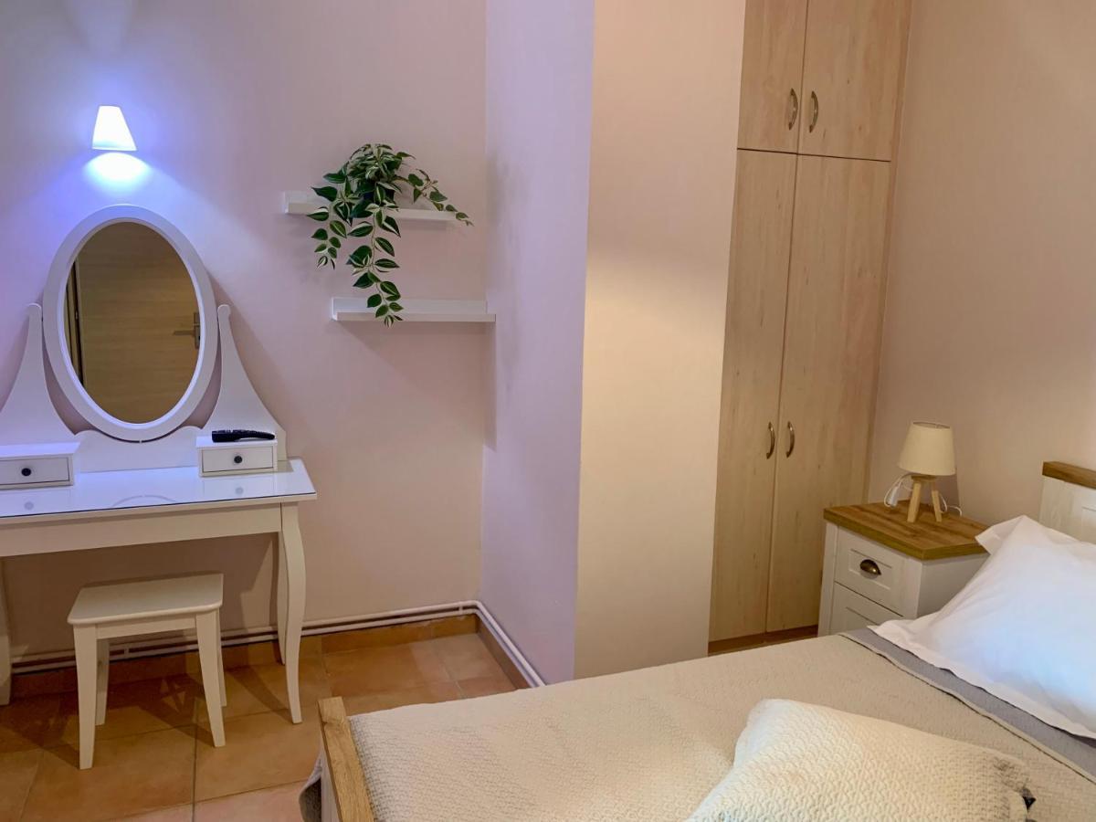 Andria'S Little House Apartment Lefkada City Exterior photo